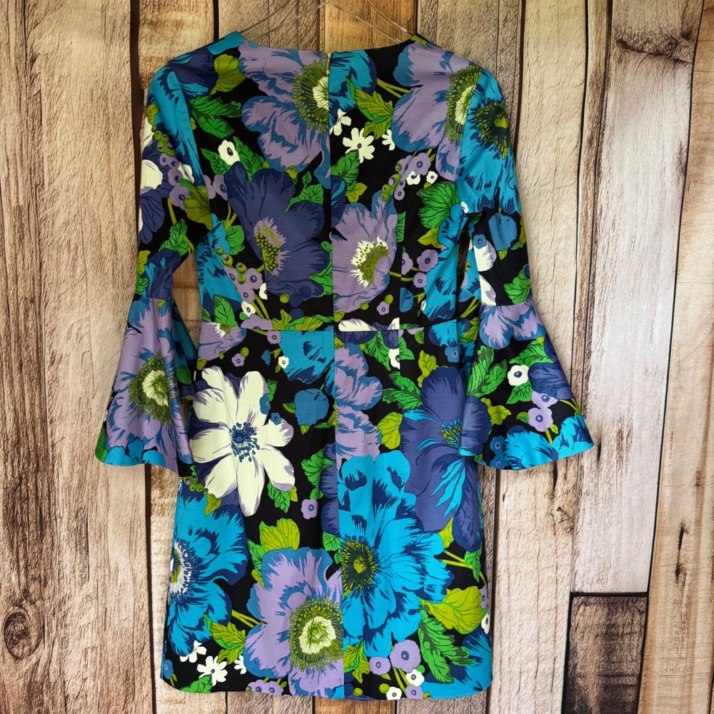 Trina Turk Winnie Floral Bell Sleeve Dress Bold Feminine Romantic Bold Size 2 - Picture 2 of 9